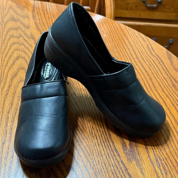 Easy Works By Easy Street Black Comfort Work Shoes 9 Wide - Picture 6 of 8